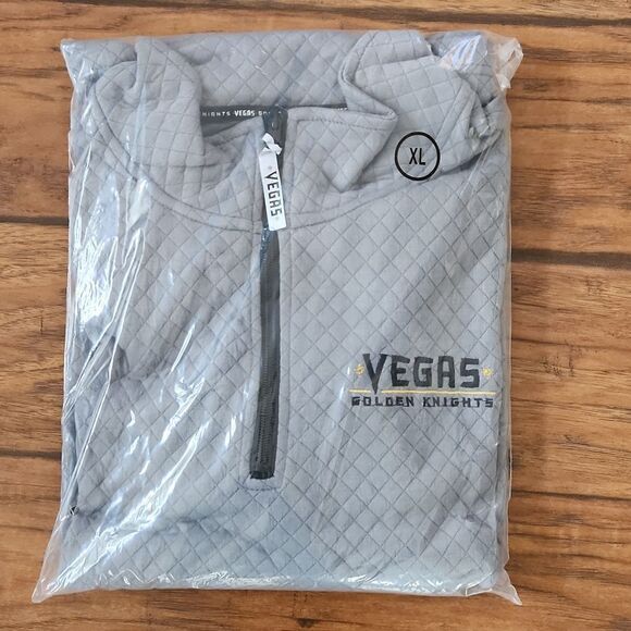 New in bag, quilted Vegas Golden Knights pullover jacket adult XL - Picture 1 of 7